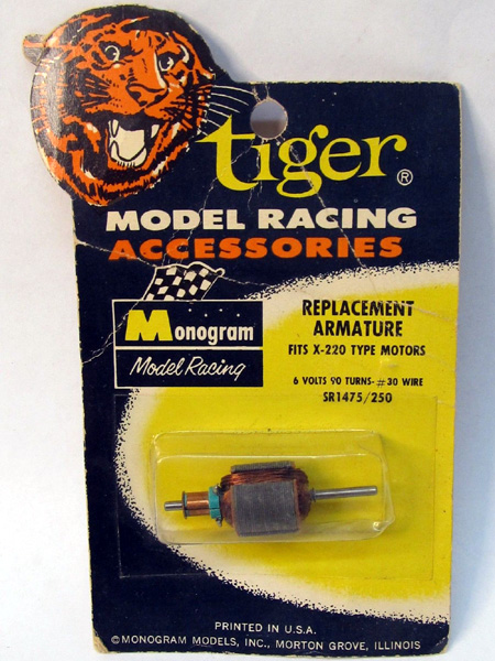 monogram_tiger02